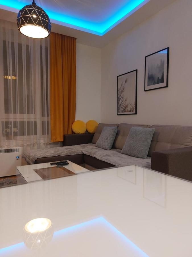 Apartman Kraljevi Cardaci Sadikovic Sa Garazom Kopaonik Buitenkant foto