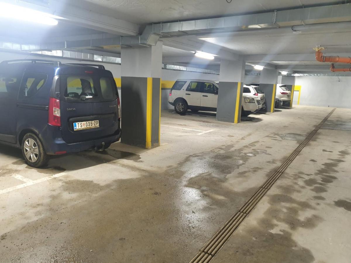 Apartman Kraljevi Cardaci Sadikovic Sa Garazom Kopaonik Buitenkant foto